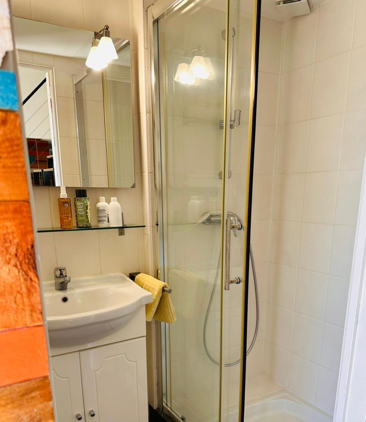 Studio Avec Loggia, Piscine Et Parking Montferrier-sur-Lez Bagian luar foto